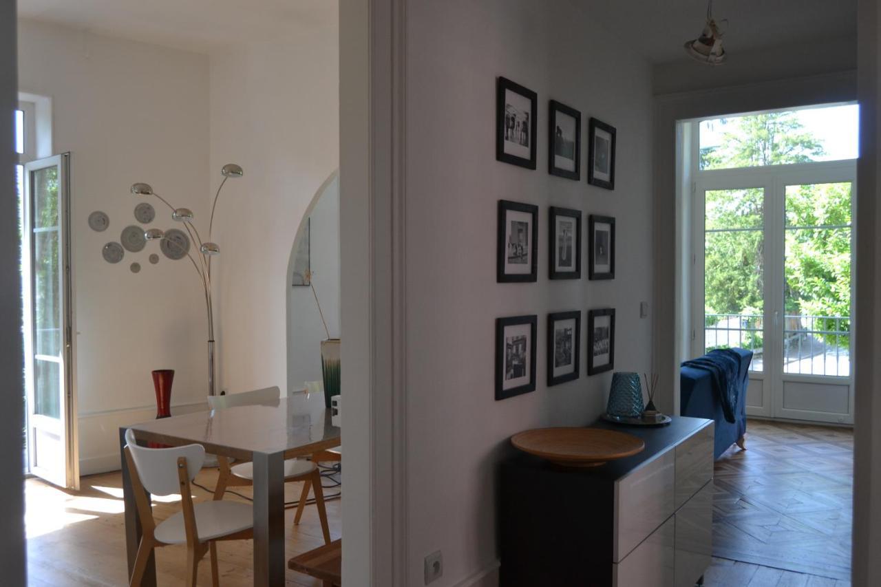 "Chalet Marie Louise" Logement 3 Etoiles Dans Une Maison De Ville A 400M Du Centre Ville エクスレバン エクステリア 写真