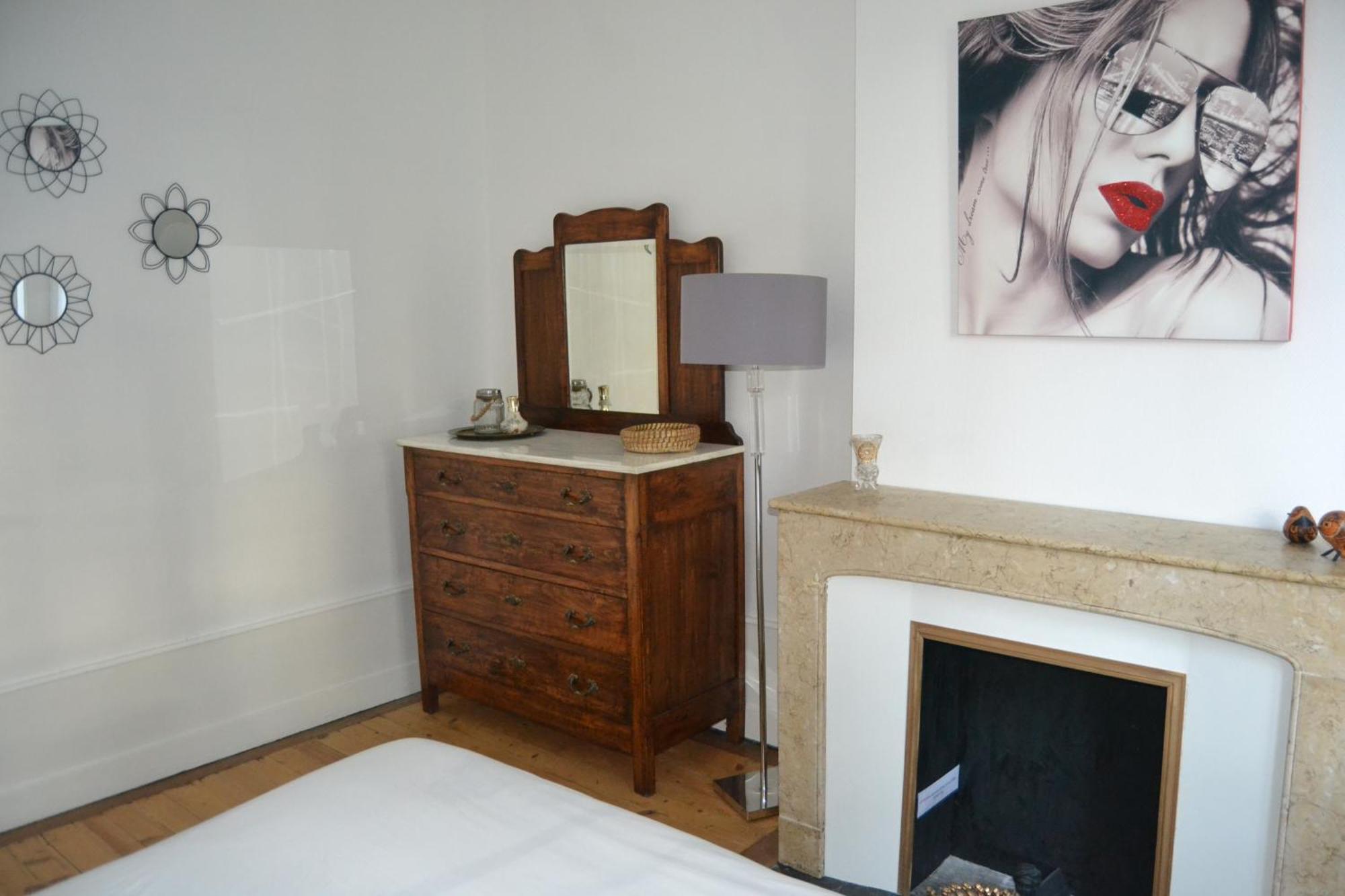 "Chalet Marie Louise" Logement 3 Etoiles Dans Une Maison De Ville A 400M Du Centre Ville エクスレバン エクステリア 写真