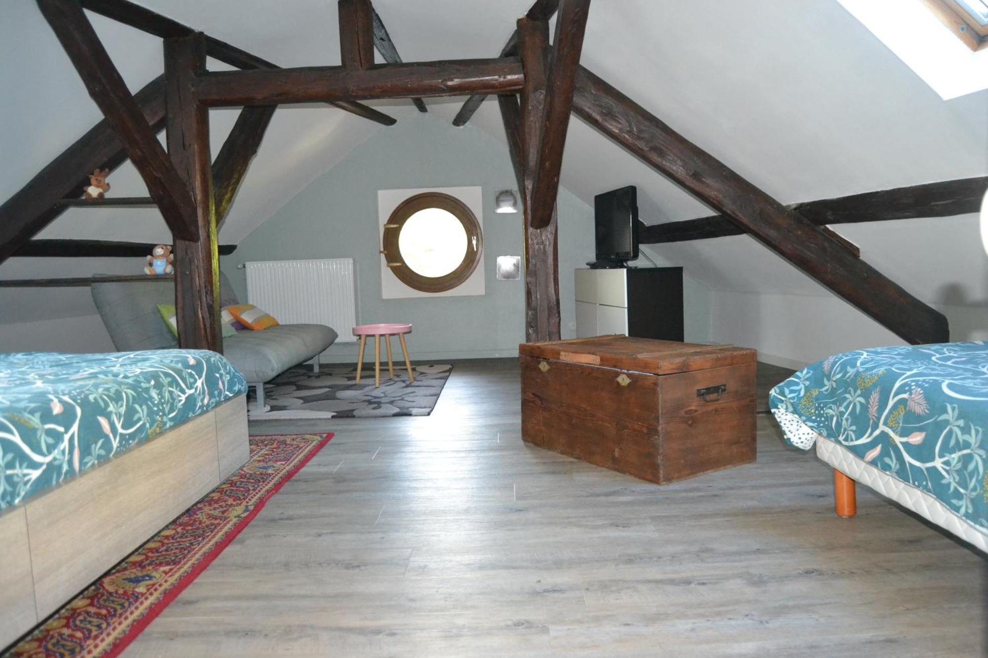 "Chalet Marie Louise" Logement 3 Etoiles Dans Une Maison De Ville A 400M Du Centre Ville エクスレバン エクステリア 写真